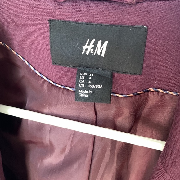 H&M Basic Blazer - Picture 2 of 2